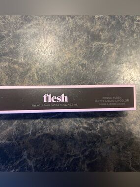 Flesh Proud Matte Liquid Lipcolor — Soft Pink